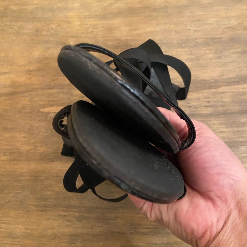 Stuart Weitzman 90s Style Strappy Elastic Sandals… - image 4